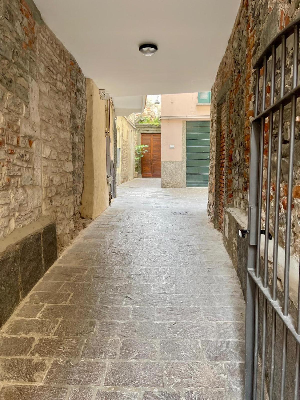 Calicantus Apartments Atena 科莫 外观 照片